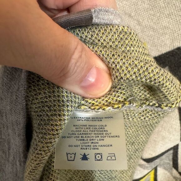 Title Nine Sweater - Picture 8 of 9